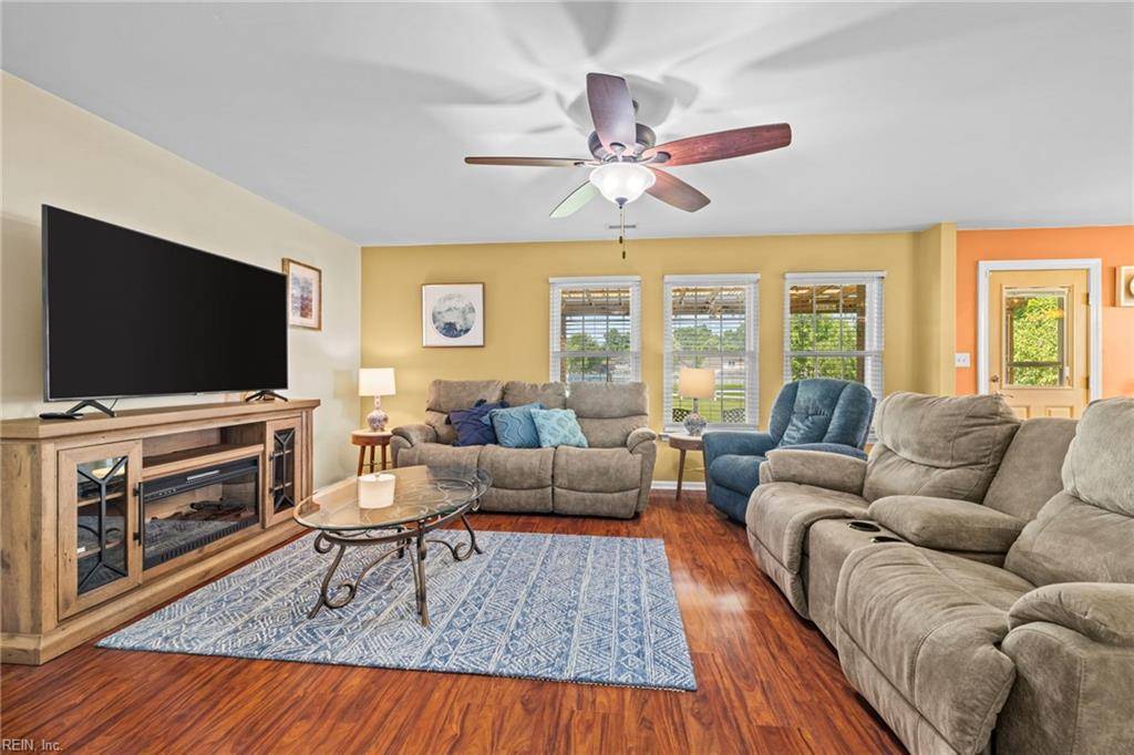 Suffolk, VA 23434,130 Kennet DR