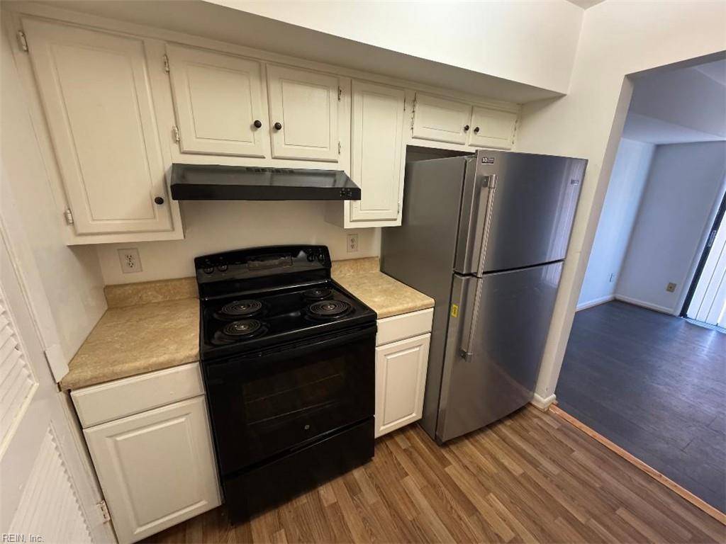 Newport News, VA 23608,1534 Monterry PL