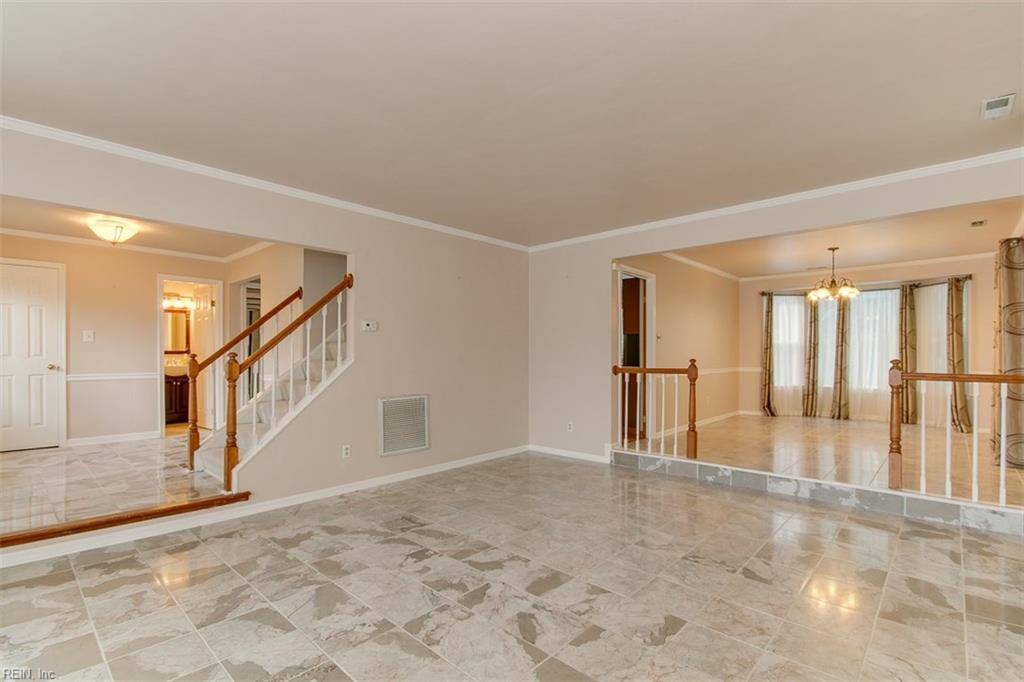 Virginia Beach, VA 23464,1476 Lake James DR