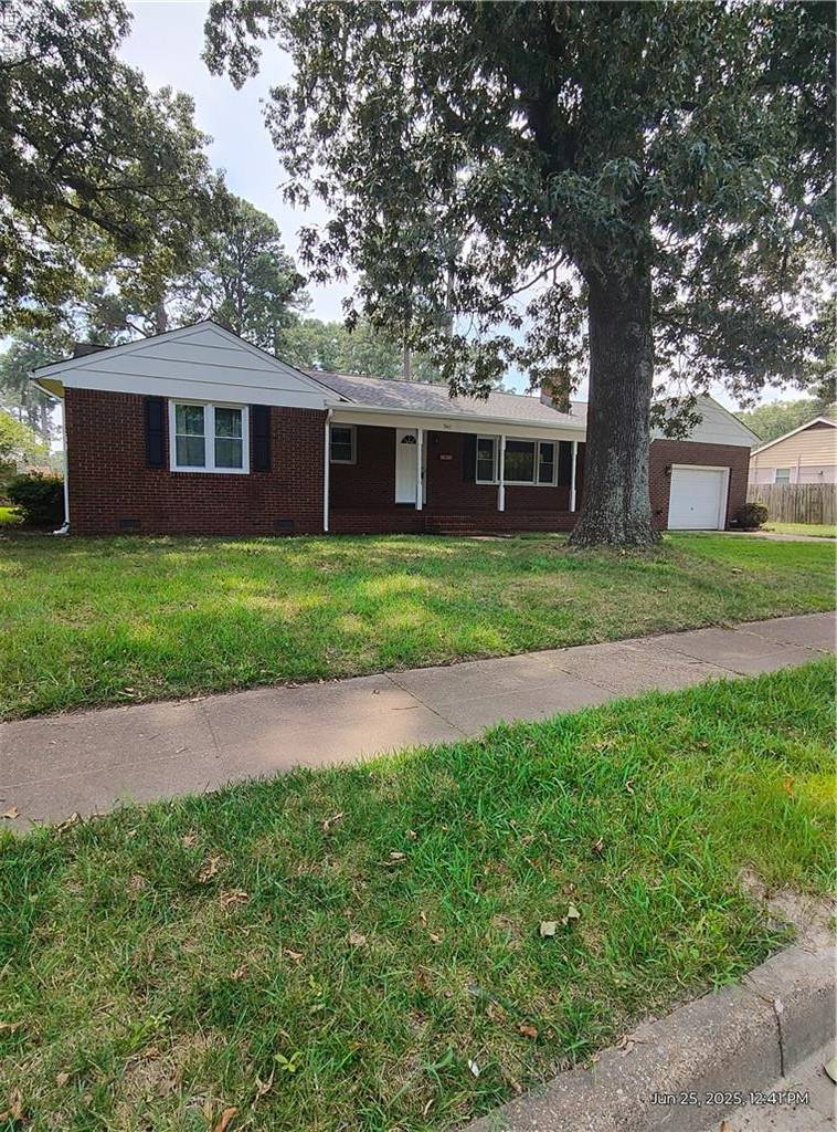 Norfolk, VA 23502,5411 Curlew DR