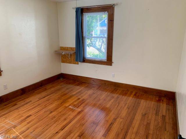 Norfolk, VA 23509,3338 Verdun AVE