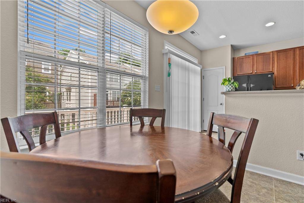Portsmouth, VA 23701,229 Tigerlilly DR