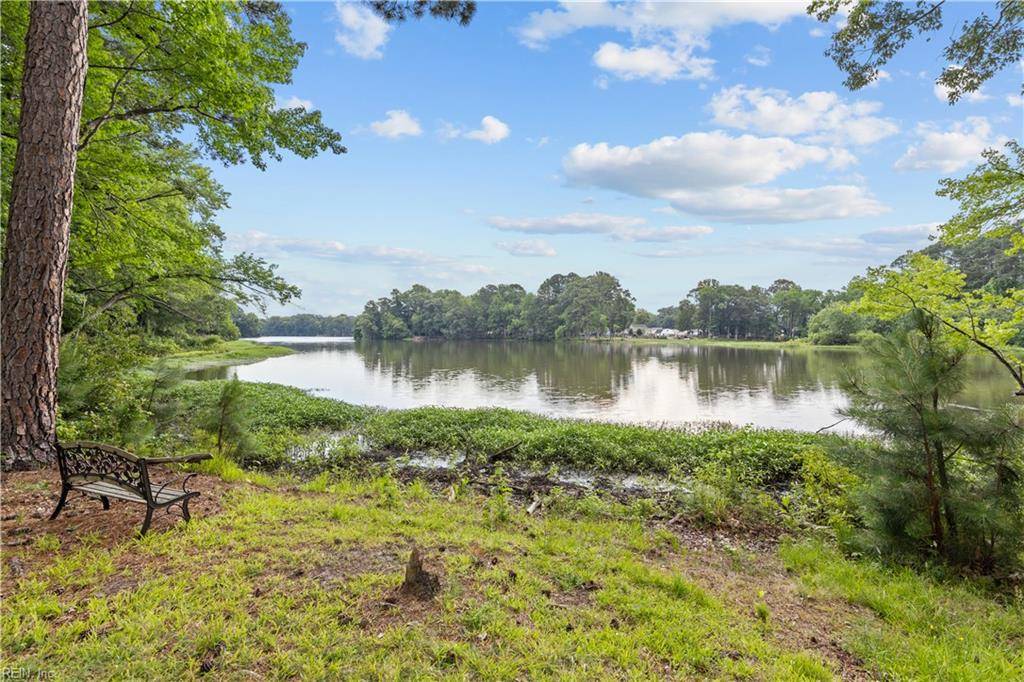 Yorktown, VA 23693,113 Lochmere CT