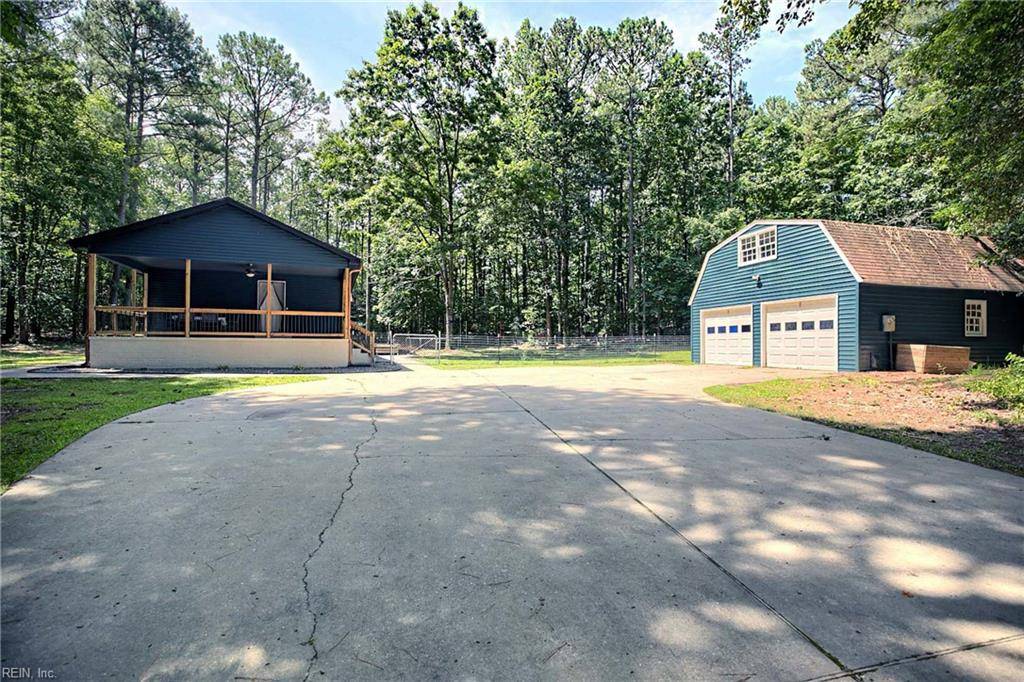 Gloucester, VA 23061,3876 Owl Trap RD