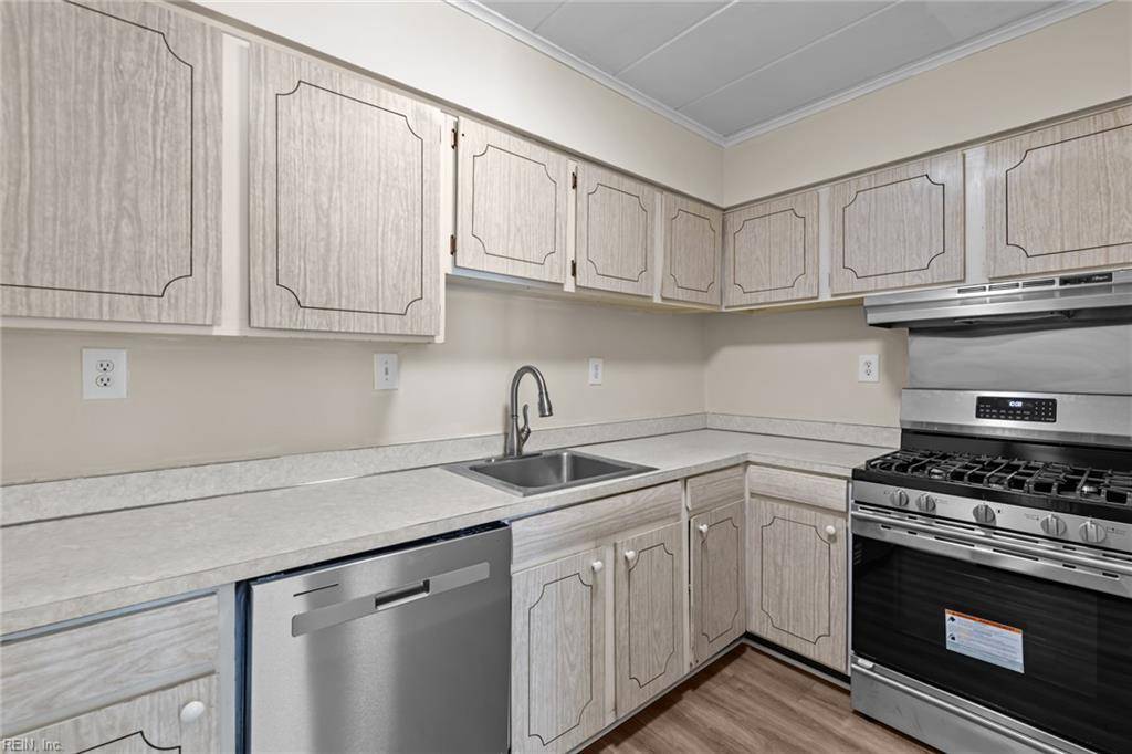 Norfolk, VA 23507,1005 Woodrow AVE #2D