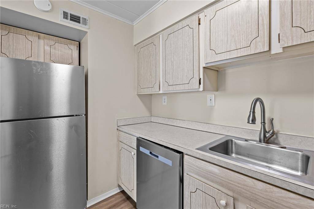 Norfolk, VA 23507,1005 Woodrow AVE #2D
