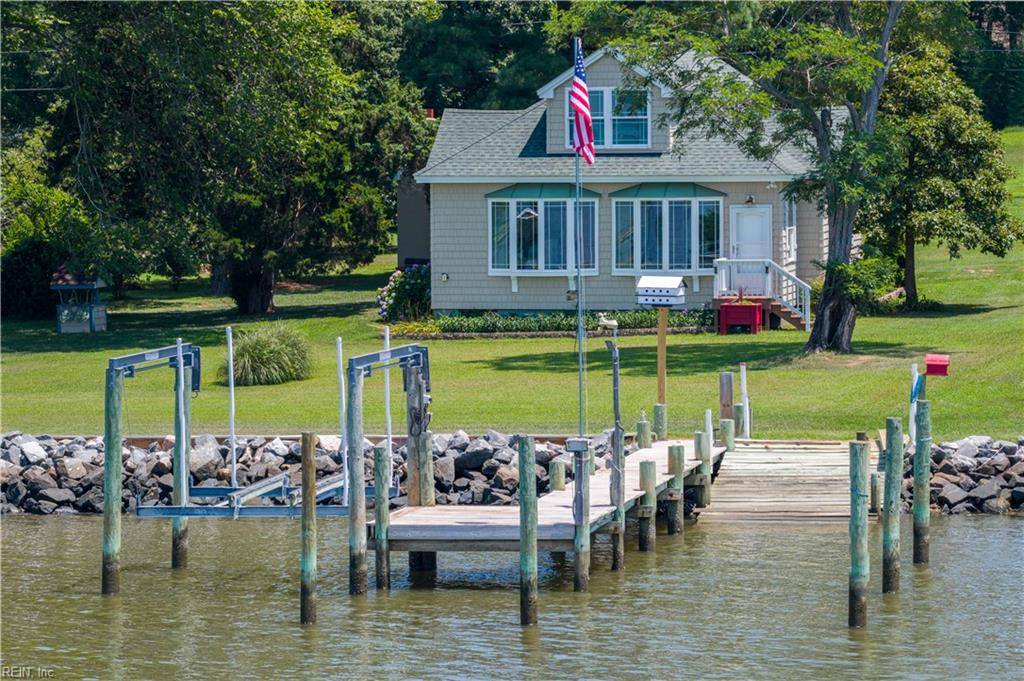 Gloucester, VA 23061,5084 Weaver LN