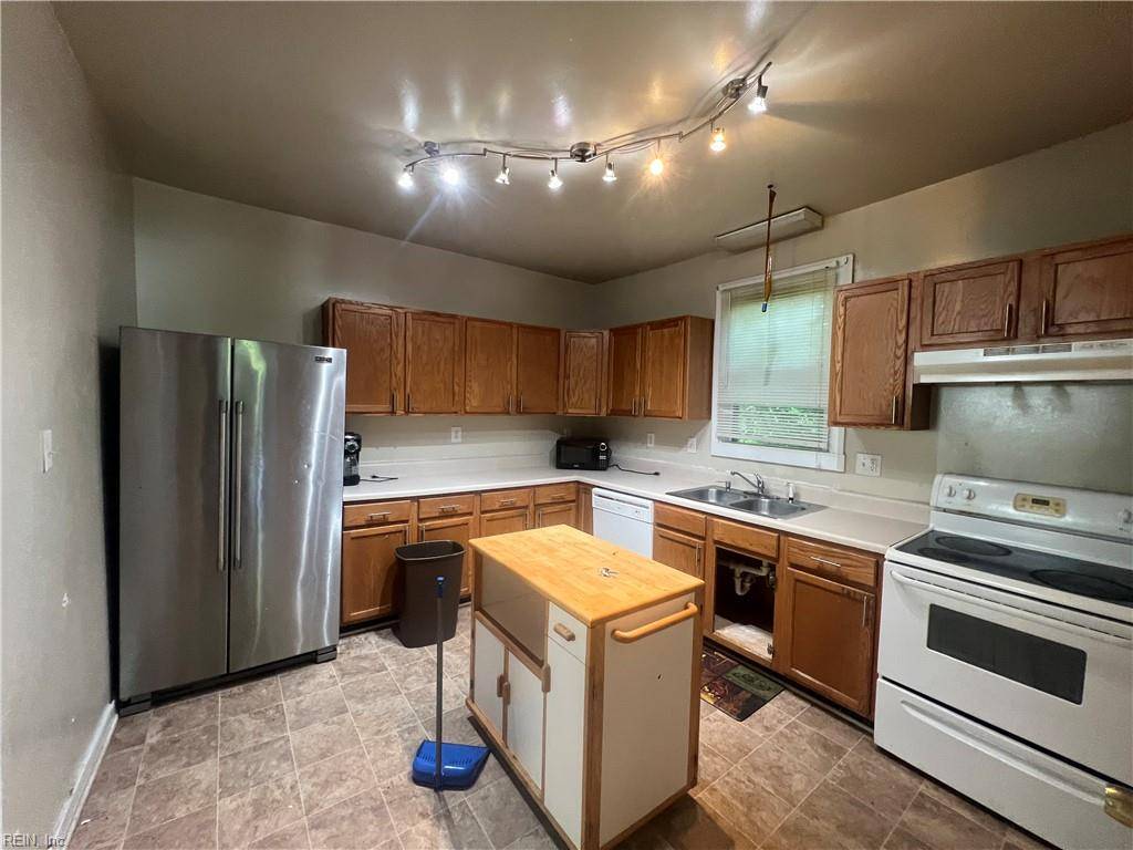 Richmond, VA 23231,5110 Salem ST