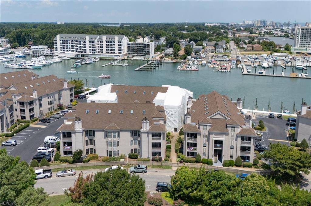 Virginia Beach, VA 23451,407 Harbour PT #303