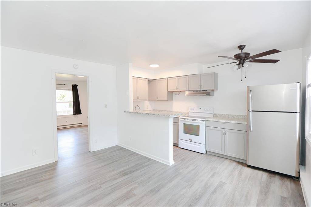 Norfolk, VA 23503,1314 Little Bay AVE #8