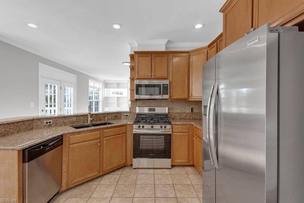 Suffolk, VA 23435,5300 S Bay Hill CT