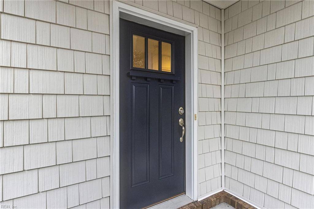 Virginia Beach, VA 23455,3737 Surry RD