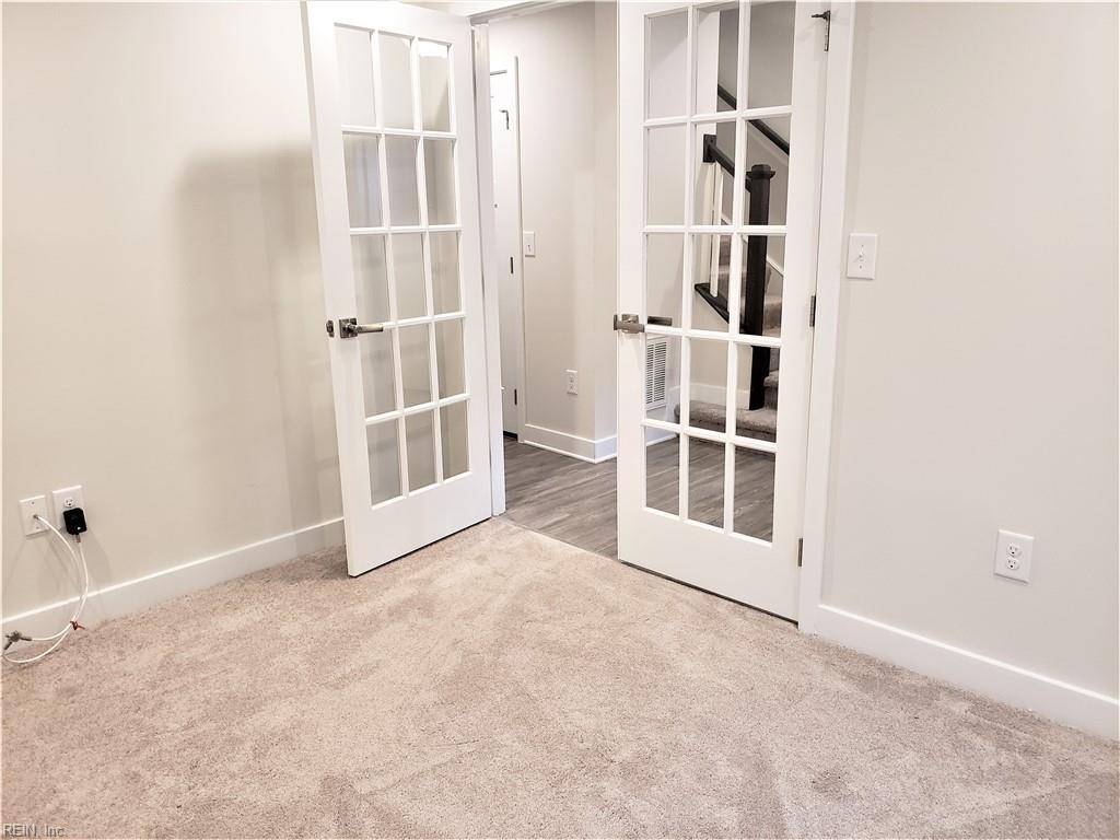 Chesapeake, VA 23323,909 Hornswaggle WAY