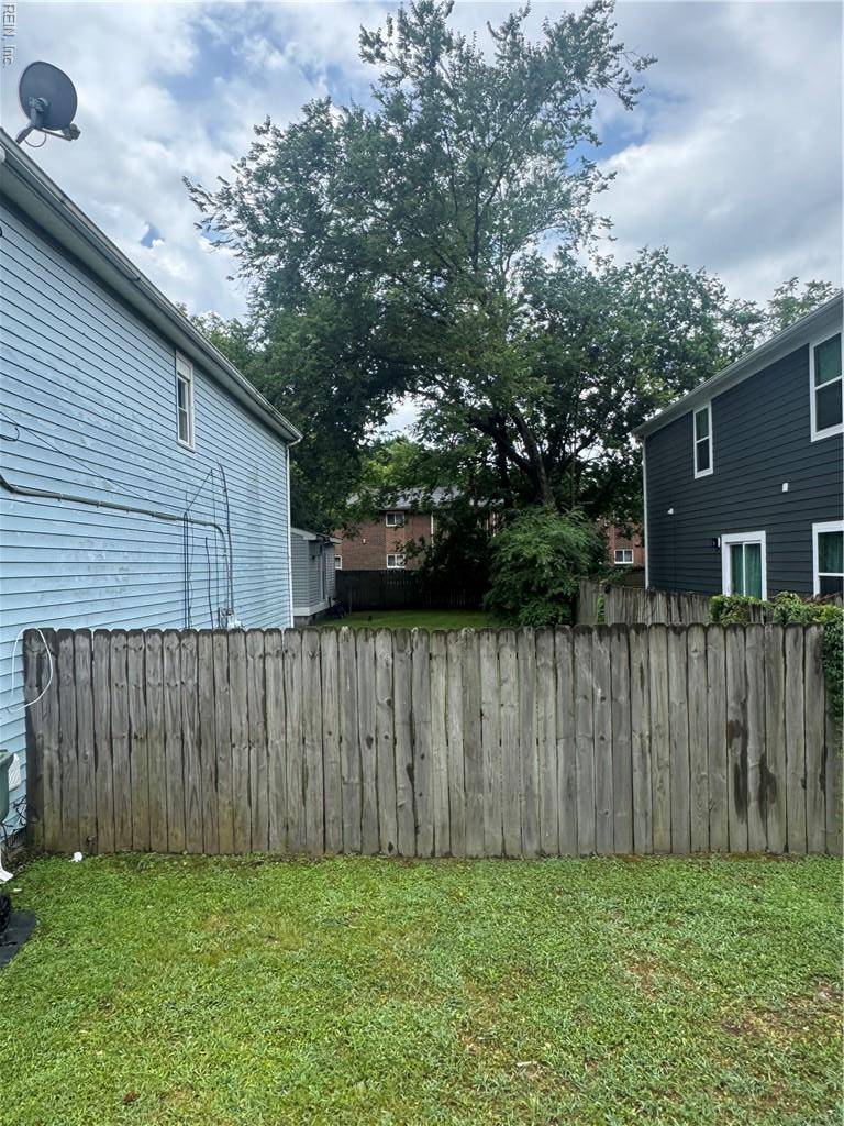 Norfolk, VA 23523,1511 Manson ST