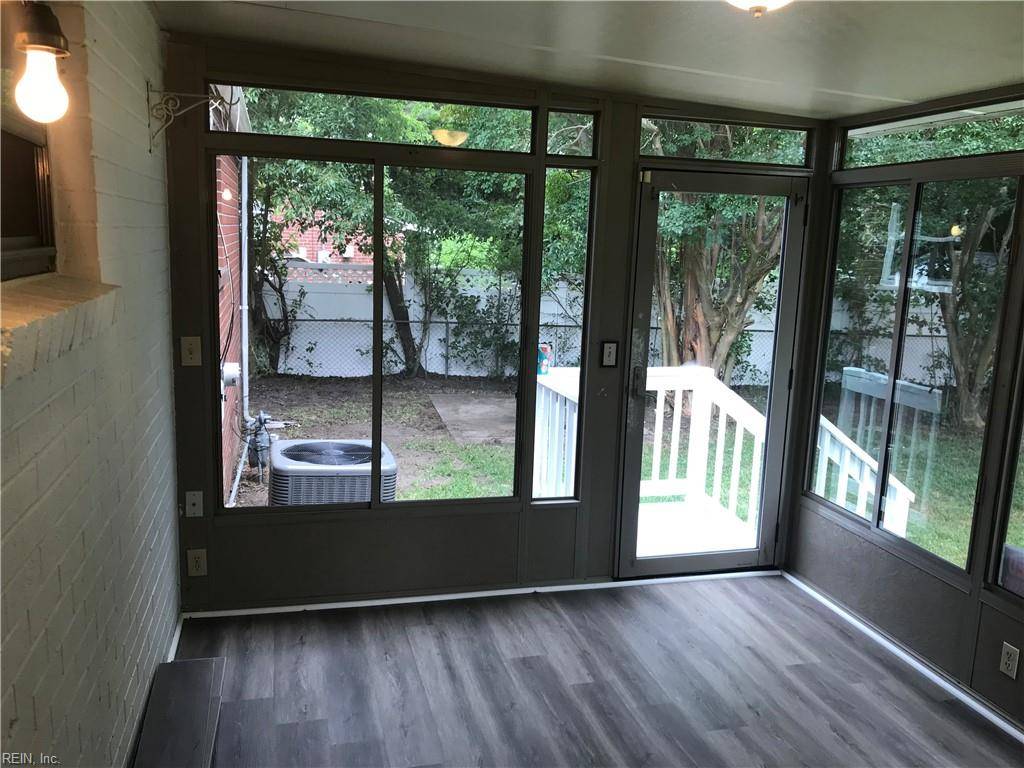 Hampton, VA 23665,30 Sharon CT