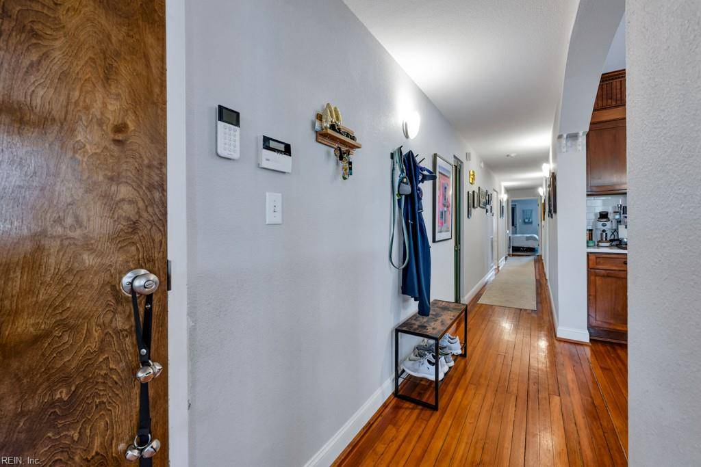 Norfolk, VA 23517,1311 Colonial AVE #4
