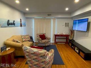 Norfolk, VA 23503,1268 Little Bay AVE #12