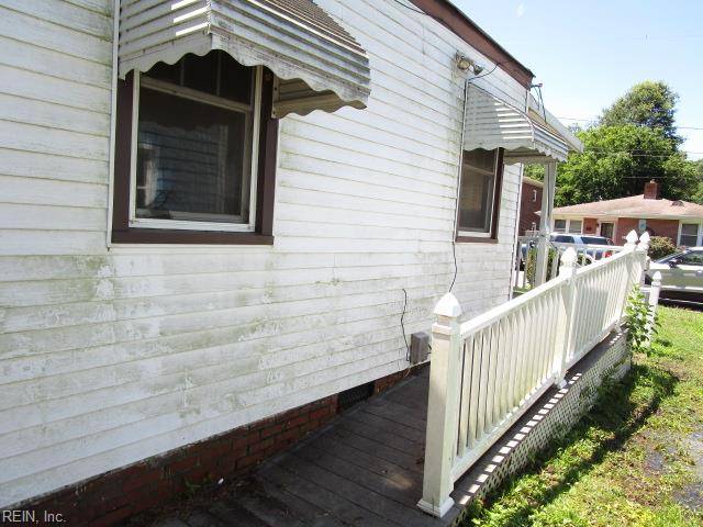Portsmouth, VA 23702,12 Oakcrest ST