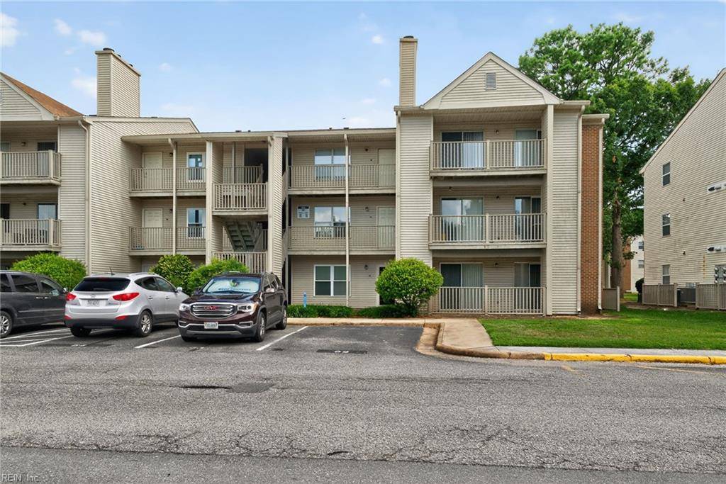 Newport News, VA 23608,506 Thorncliff DR #204