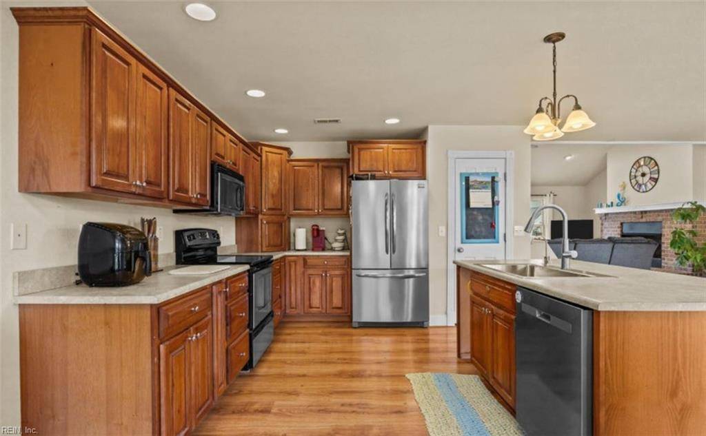 Aydlett, NC 27916,100 Whispering Pines CT