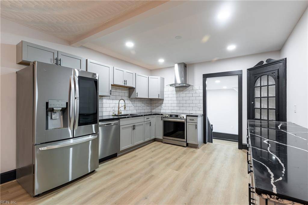 Norfolk, VA 23523,1943 Sycamore LN