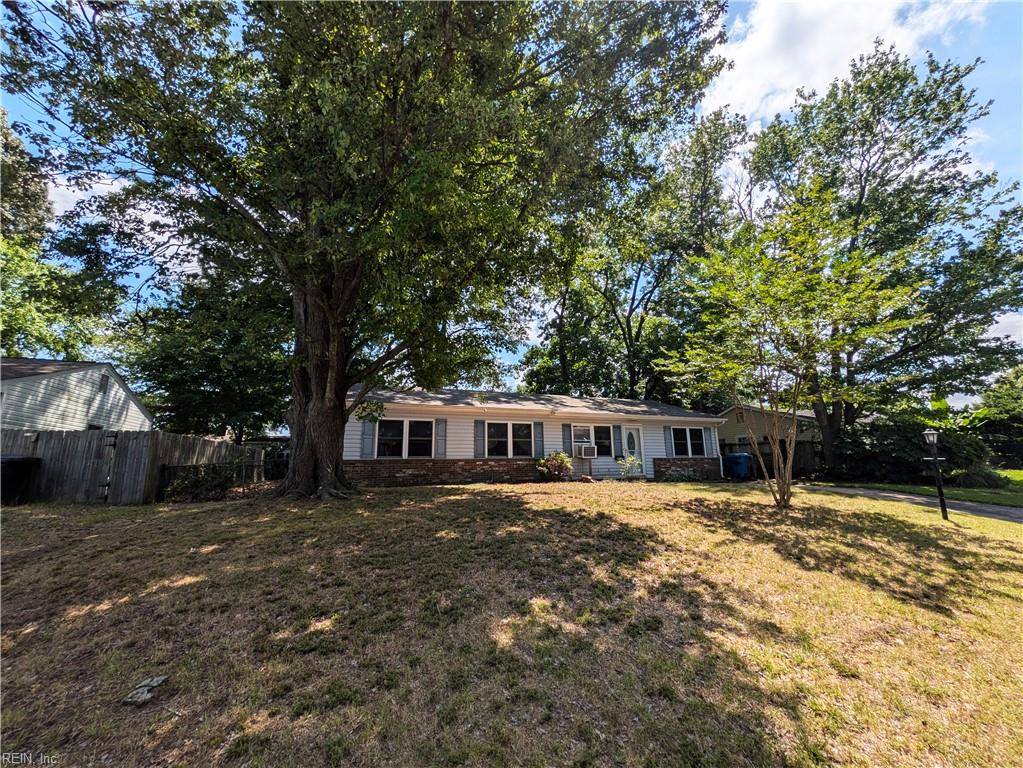 Virginia Beach, VA 23452,3717 Starlighter DR