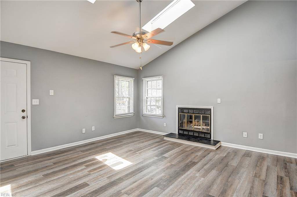 Virginia Beach, VA 23464,1423 Lake Geneve DR
