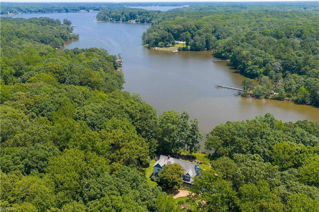 Gloucester, VA 23061,8218 Hell Neck RD