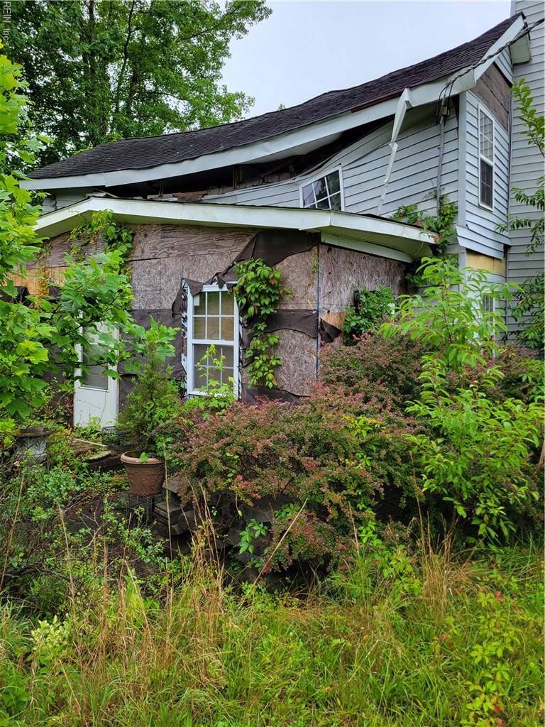 Dendron, VA 23839,499 Colonial TRL W