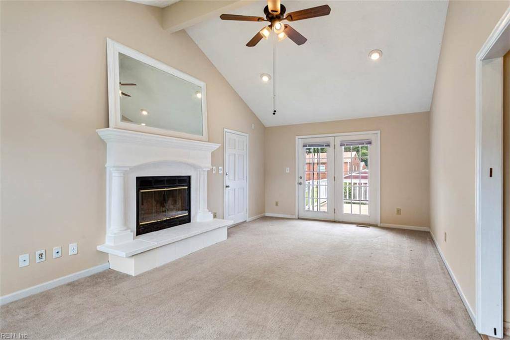 Hampton, VA 23666,26 St Johns DR