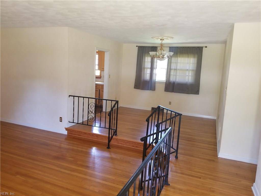 Newport News, VA 23606,2538 College BLVD