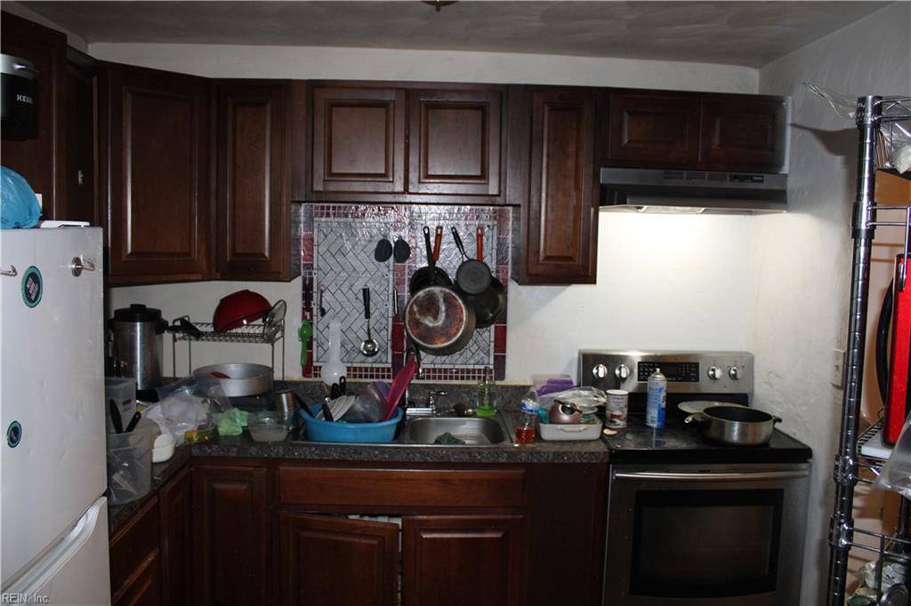 Hampton, VA 23669,12 Kingslee LN