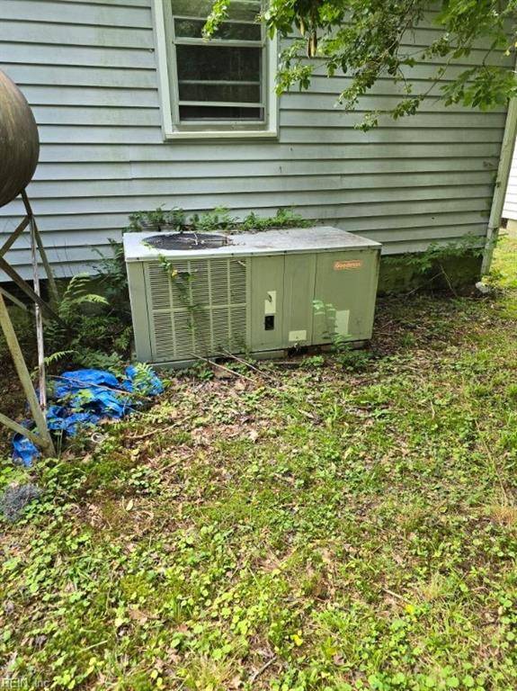 Courtland, VA 23837,23405 White House RD