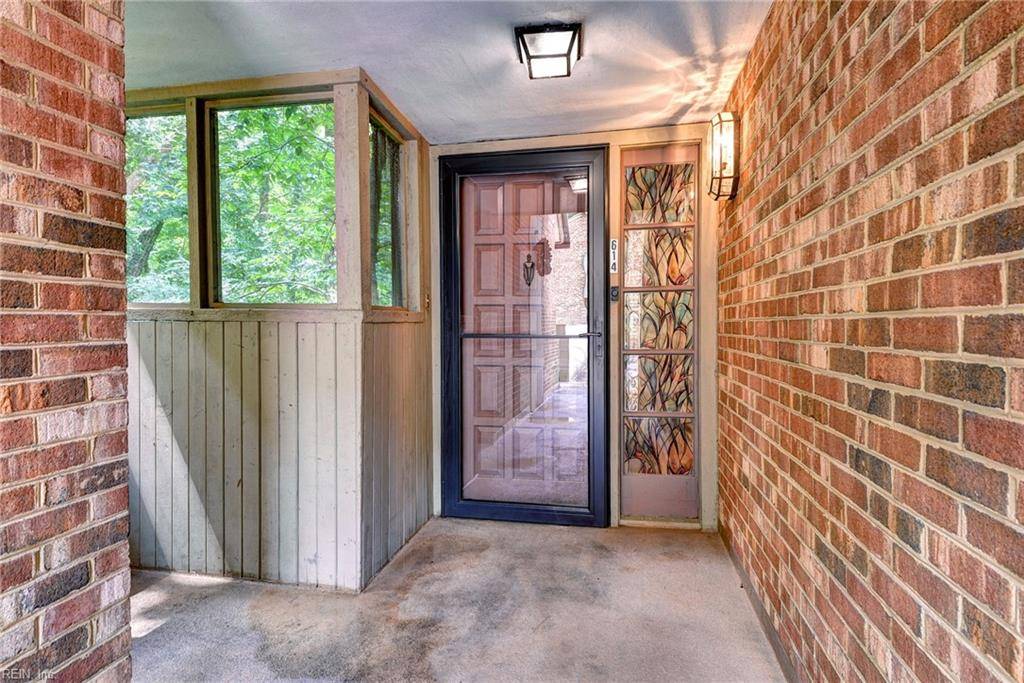 Williamsburg, VA 23185,376 Merrimac TRL #614