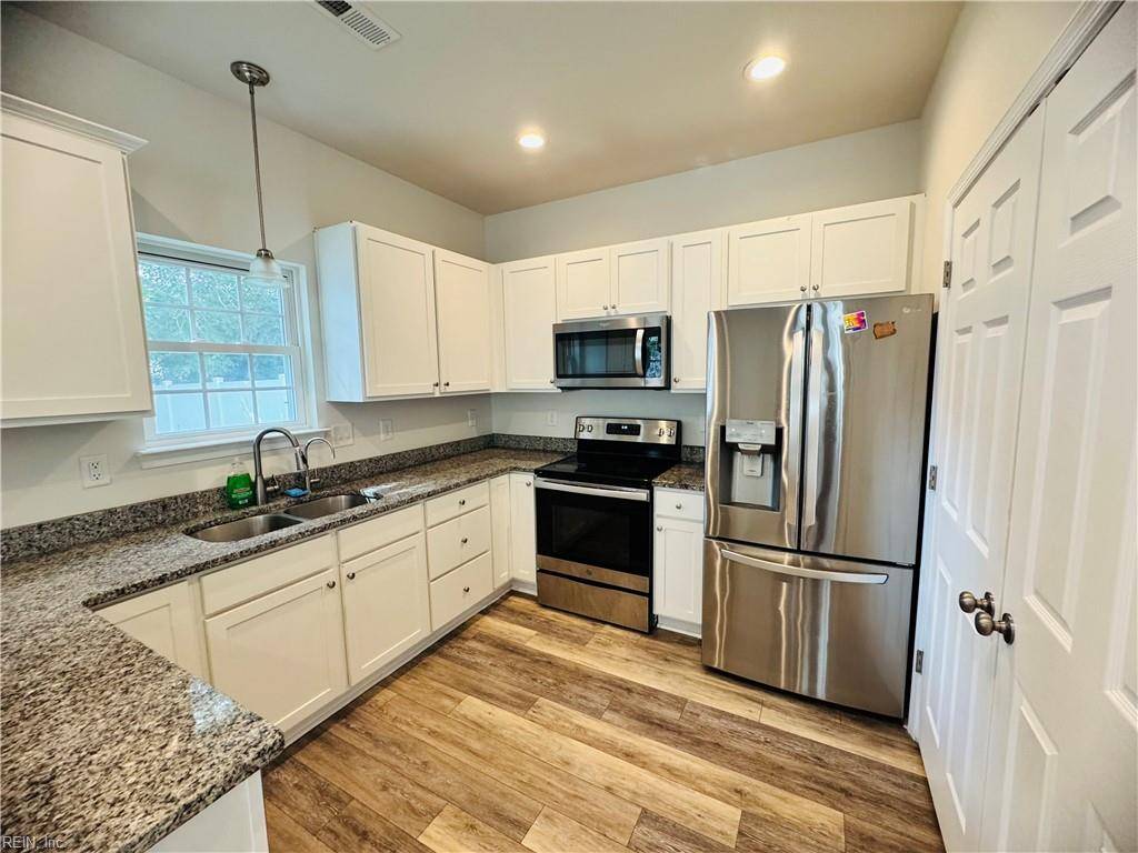 Newport News, VA 23607,1118 44th ST