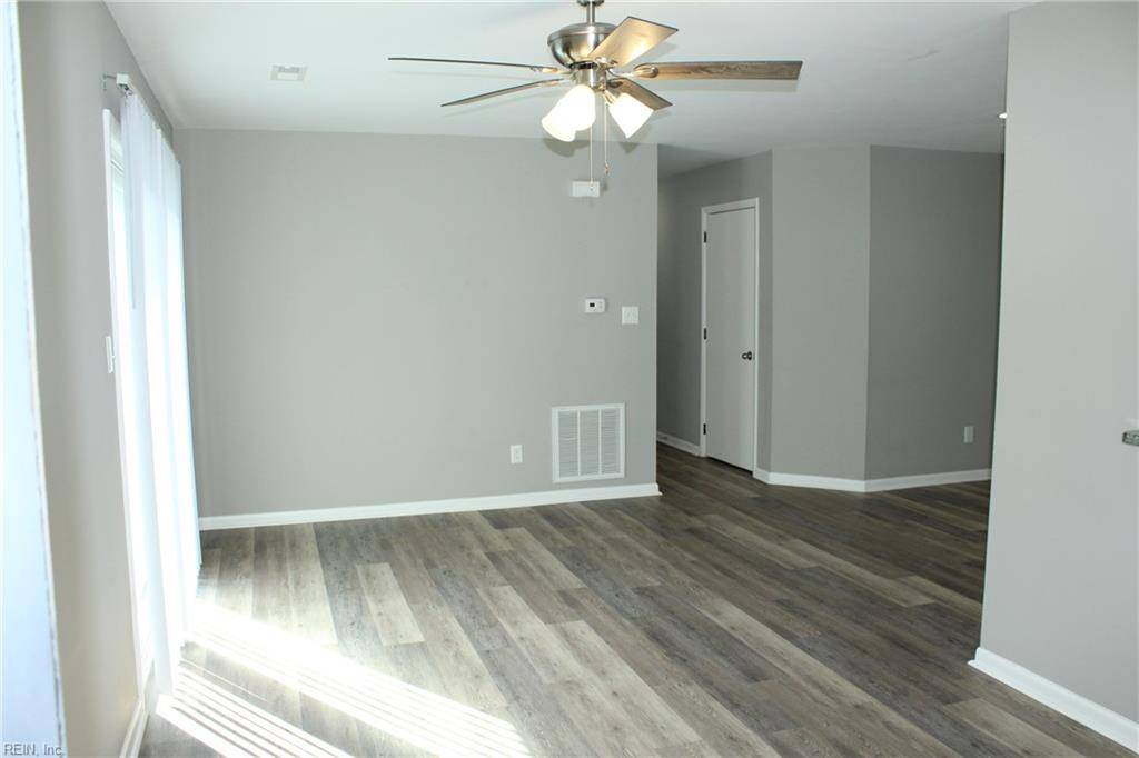 Newport News, VA 23602,12758 Saint James PL #C