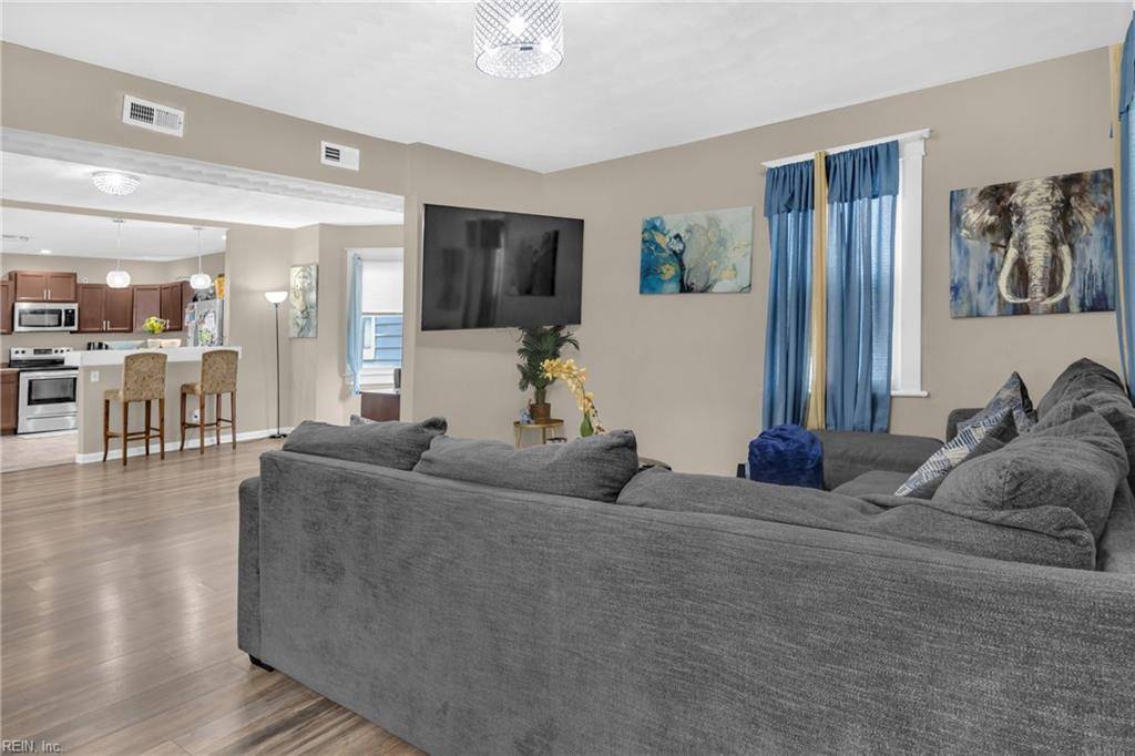 Hampton, VA 23669,410 Chapel ST