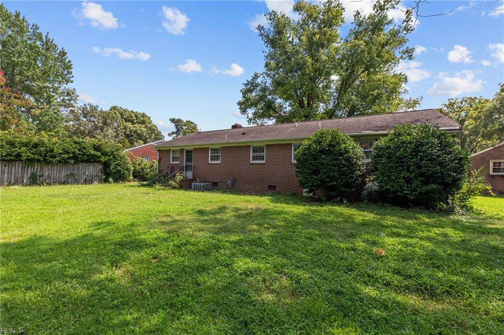 Newport News, VA 23601,11 Frederick DR