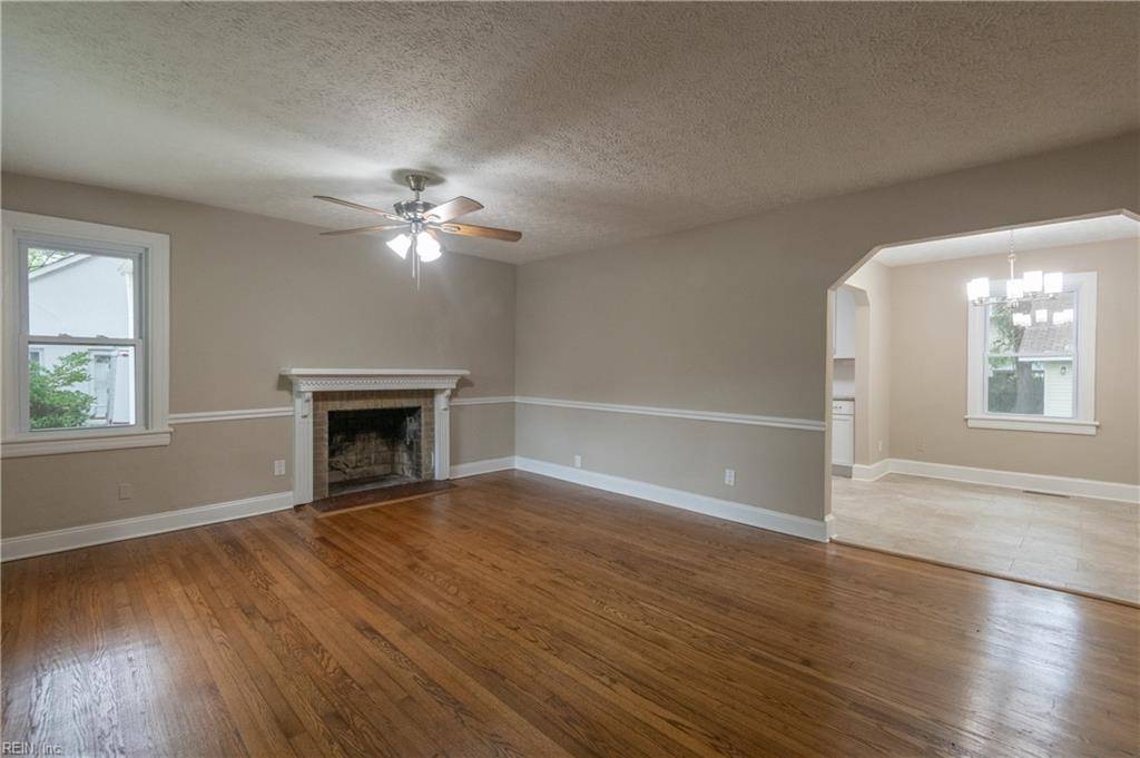 Norfolk, VA 23518,8016 Chesapeake BLVD