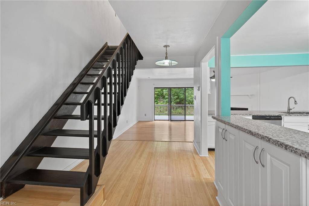 Newport News, VA 23603,119 Inland View DR