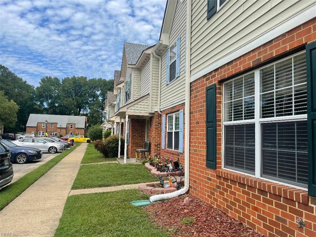 Hampton, VA 23666,33 Carmine PL