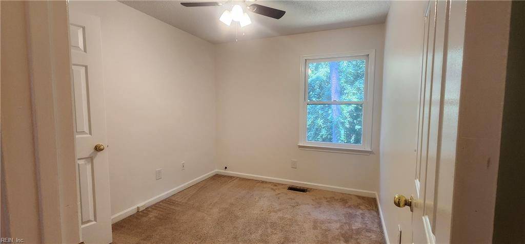 Hampton, VA 23666,30 Corwin CIR