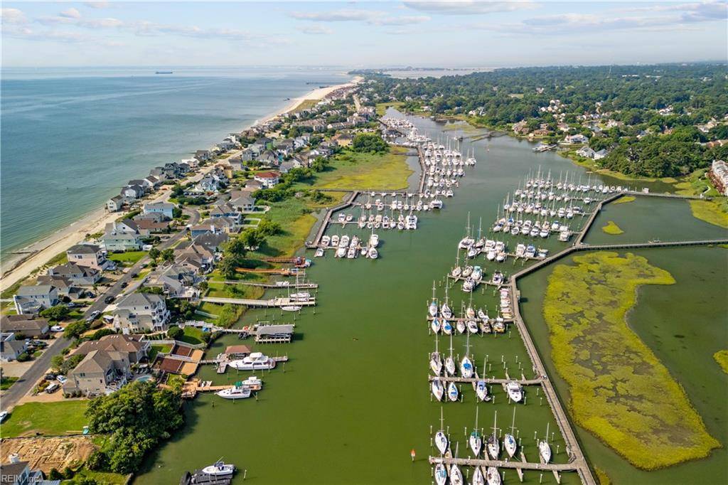 Hampton, VA 23664,31 Bay Front PL