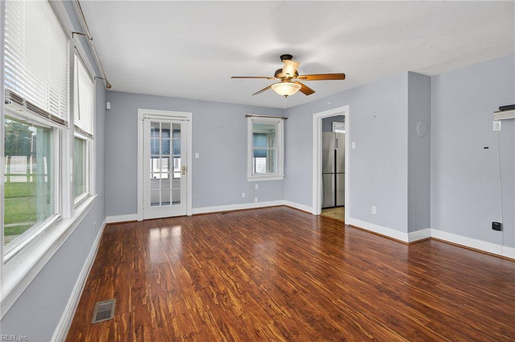 Hampton, VA 23669,4204 Kecoughtan RD