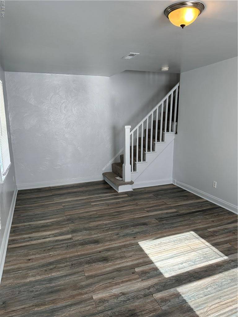 Portsmouth, VA 23702,10 Decatur ST