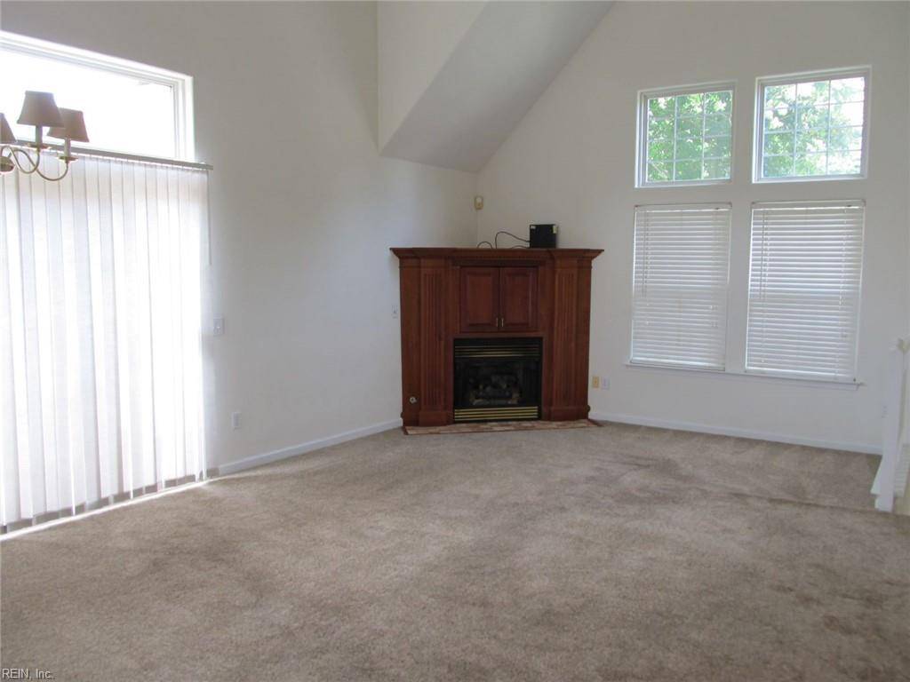 Yorktown, VA 23693,145 Post Oak RD