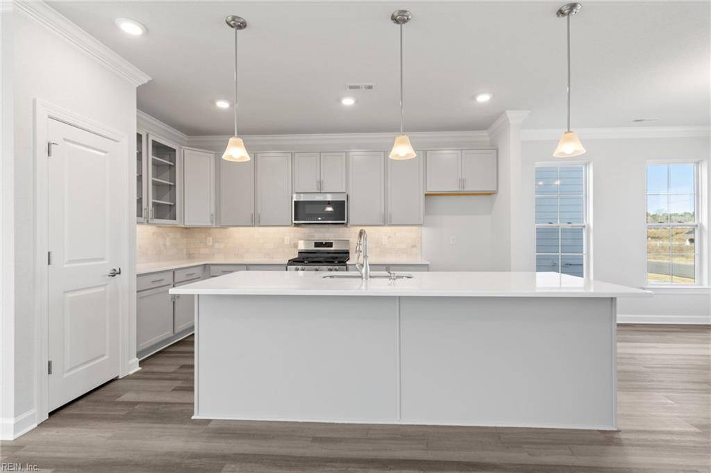 Chesapeake, VA 23321,2206 Captiva LN