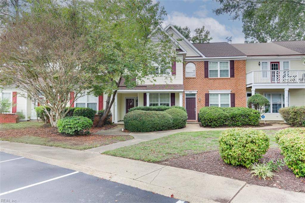 Newport News, VA 23602,817 Oak Springs CT