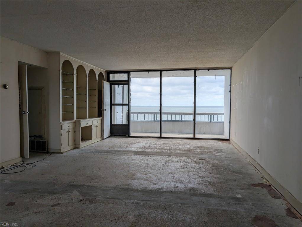Virginia Beach, VA 23451,3300 Ocean Shore AVE #706