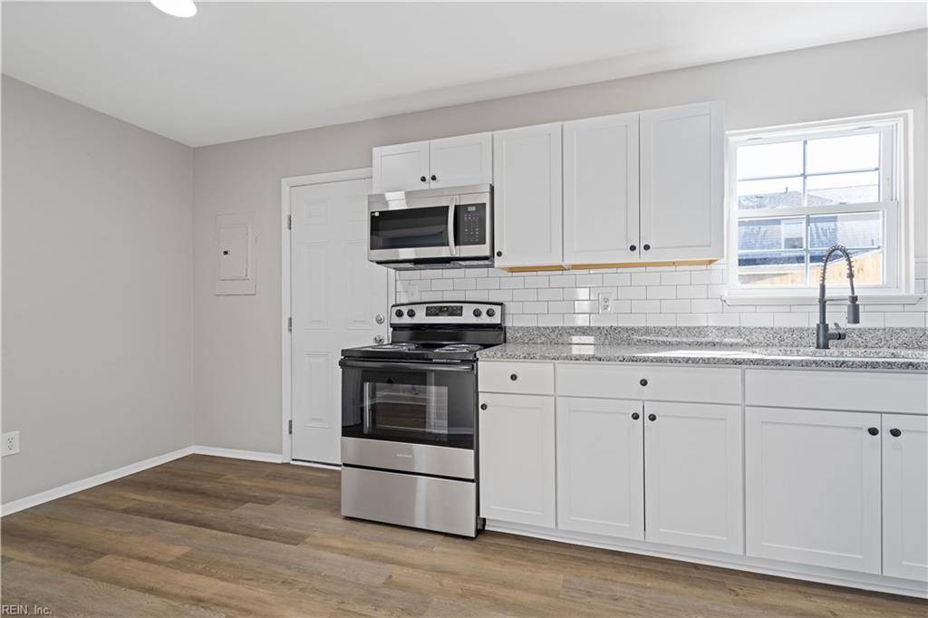 Chesapeake, VA 23320,407 Harbour North DR